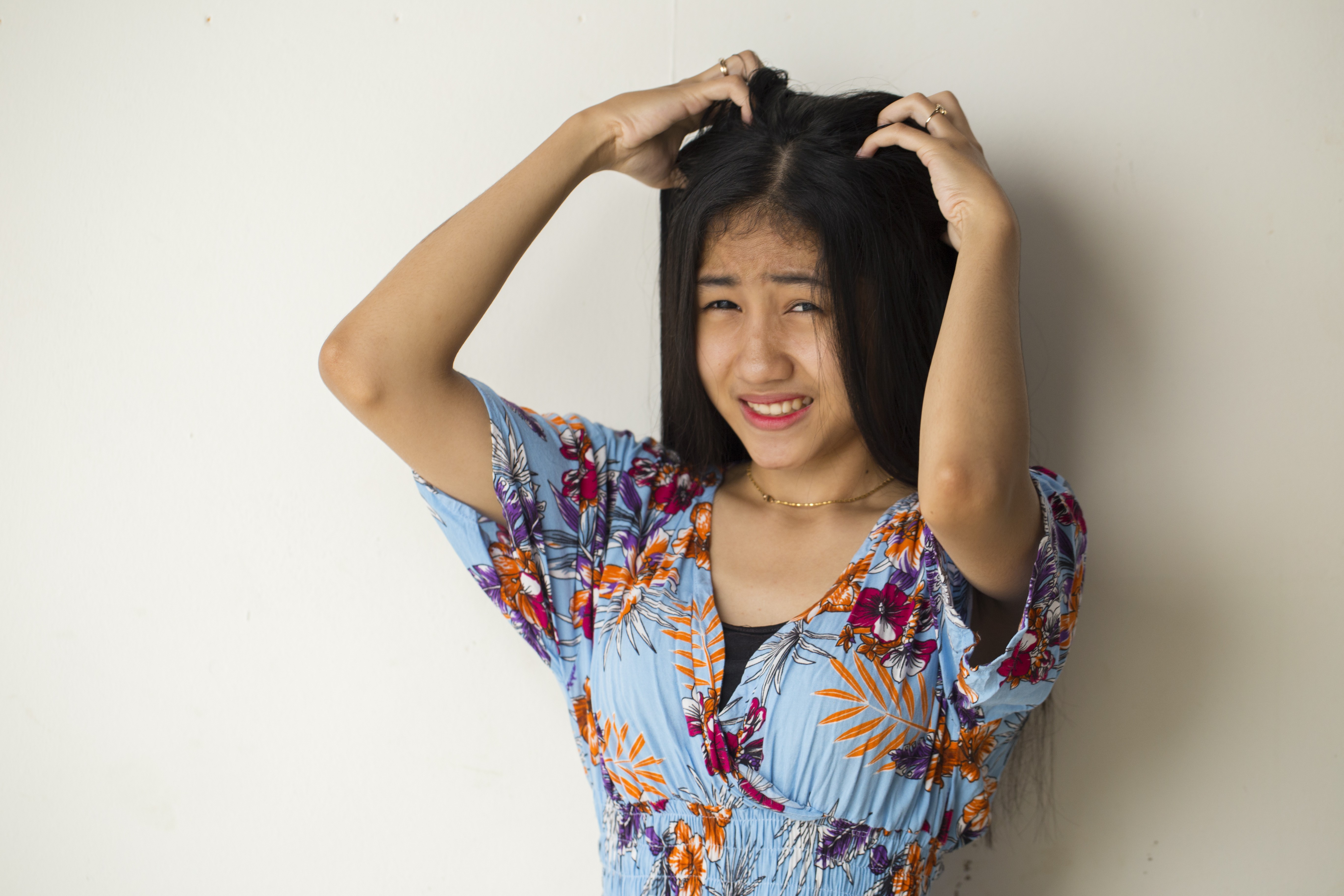 rambut basah, risiko tidur rambut basah, rambut patah, berketombe, cara menjaga kesehatan rambut, tips rambut sehat, Bunda, si Kecil